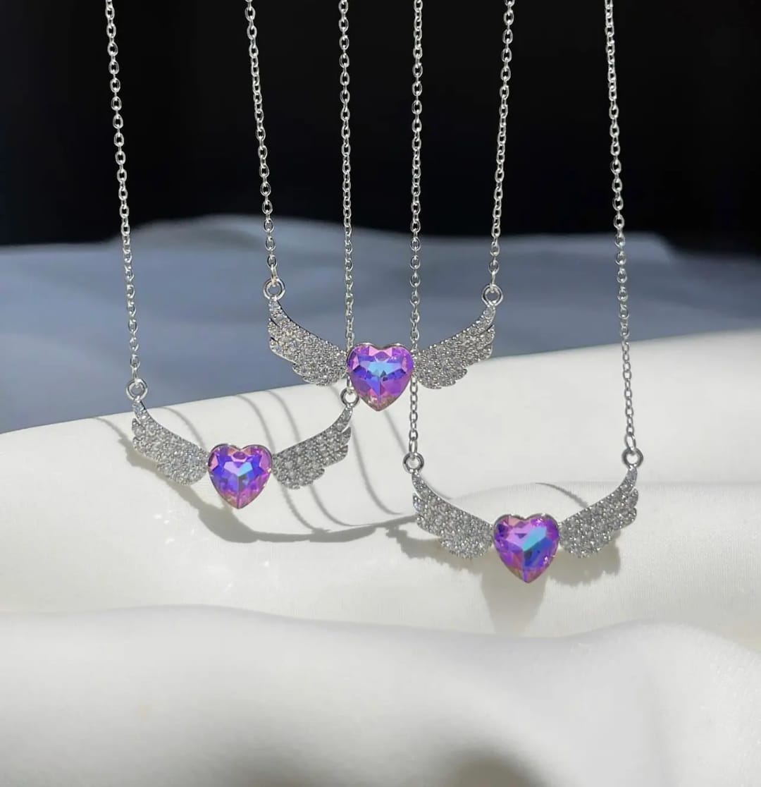 Angel Wings Pendant Necklace – Elegant Symbol of Love & Protection