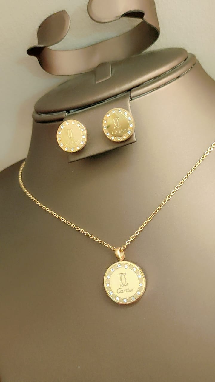 Gold Plated Necklace & Earrings Set – Elegant & Timeless Design