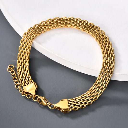Bold Mesh Chain Bracelet – Statement Gold Wristwear