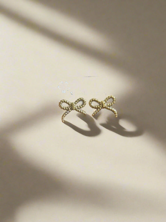 Chic Bow Knot Stud Earrings – Elegant Everyday Jewelry
