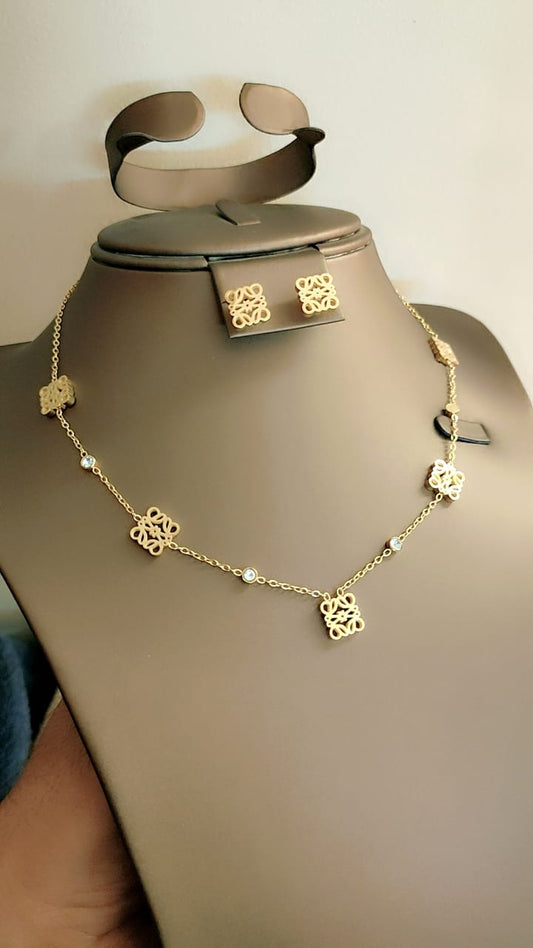 Bold Jewelry Set – Designer-Inspired Necklace & Earrings