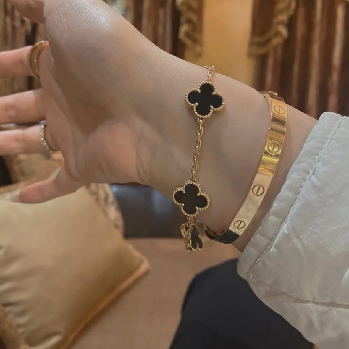 Premium Quality Clover Bracelet – Green, White & Black Charms on Gold Chain